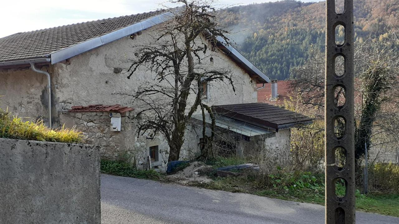 Maison Chaleureuse Et Ecologique Villa Coyriere Luaran gambar